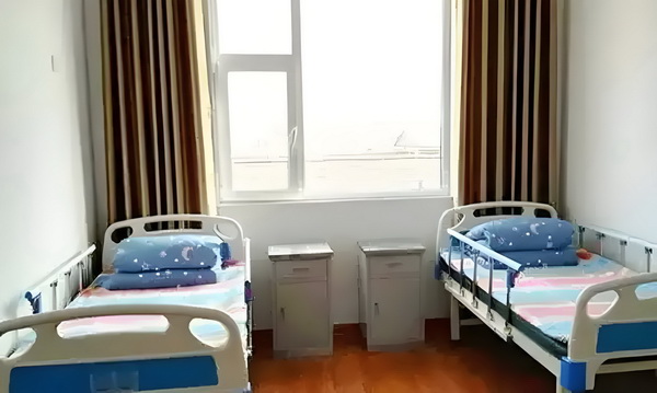 雉妾复仇：小小冷妾